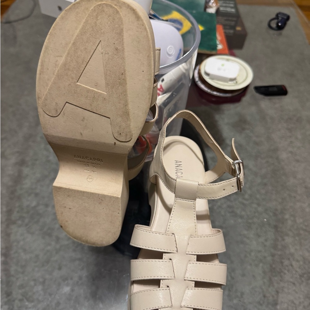 Anacapri Women's Cream Platform Sandals